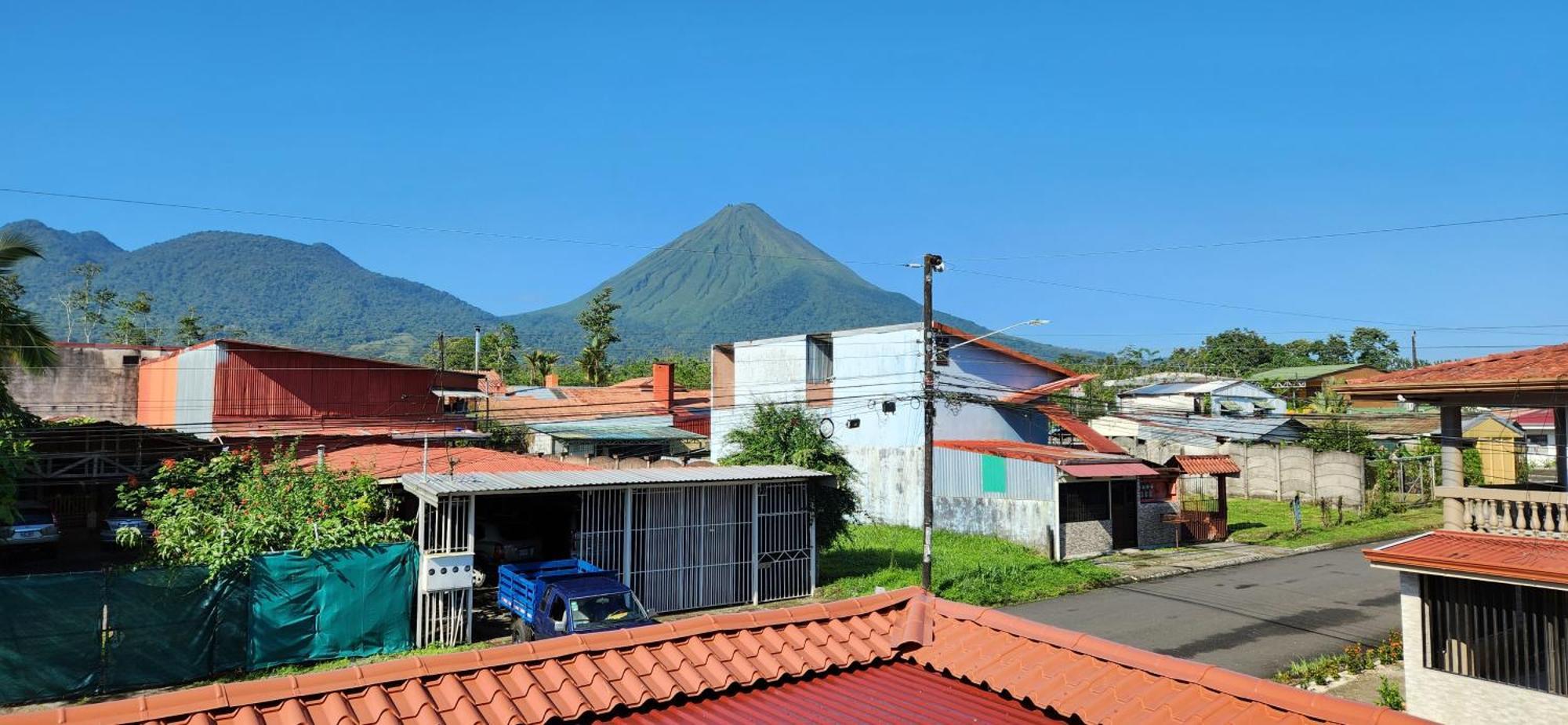 Alojamientos N&S La Fortuna Exteriör bild